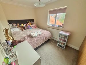 Bedroom- click for photo gallery